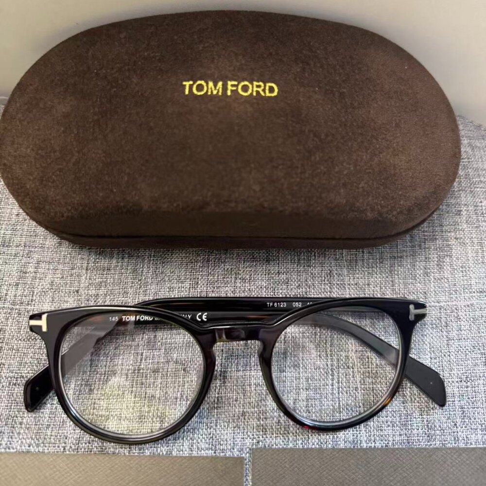 Tom Ford Tortoise Round Glasses - Viral Y2K Babe Vibe